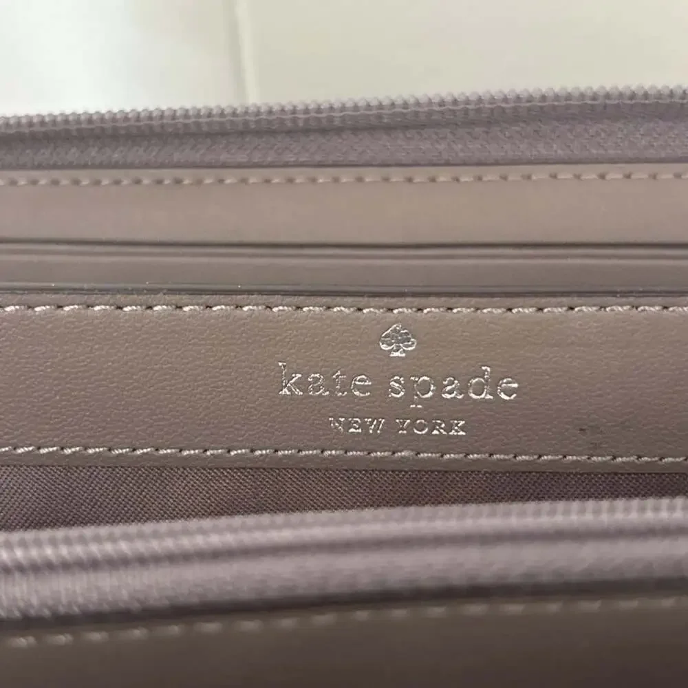 Kate Spade New York Greta Court Saffiano Taupe Cityscape Neda Wallet Glitter
